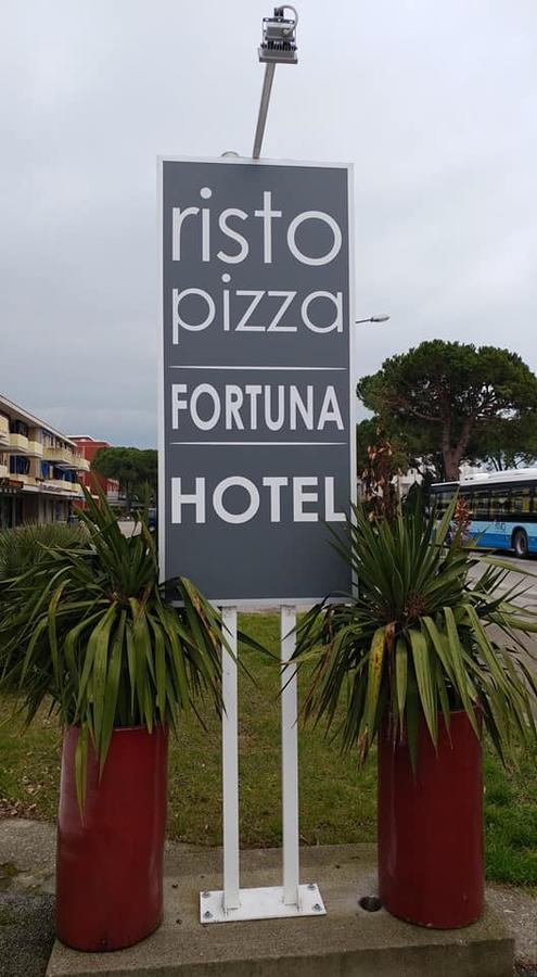 Hotel Ristorante Fortuna Cavallino-Treporti Exterior photo